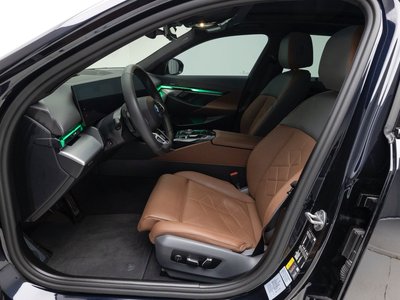 صورة 10 لـ 2023 BMW I5