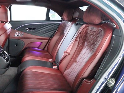 BENTLEY FLYING SPUR - 8