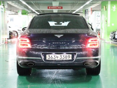 BENTLEY FLYING SPUR - 2