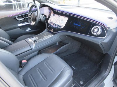 MERCEDES-BENZ EQE AMG - 3