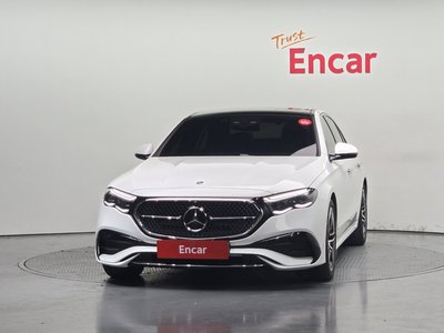 MERCEDES-BENZ E-CLASS - 2