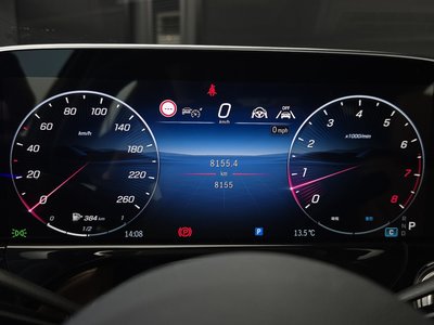 MERCEDES-BENZ E-CLASS - 8