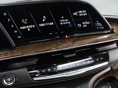 CADILLAC ESCALADE 5TH GENERATION - 9