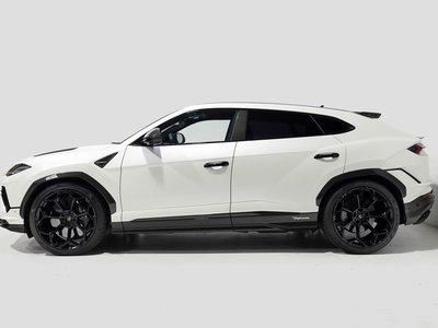 LAMBORGHINI URUS - 3
