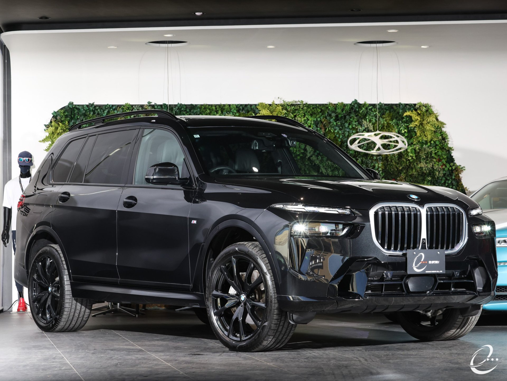 BMW X7 - View 1