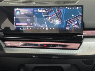 2026 BMW 5 SERIES — миниатюра 14
