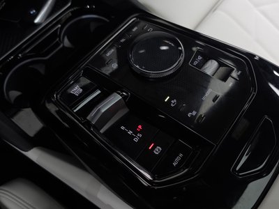 2026 BMW 5 SERIES — фото 9
