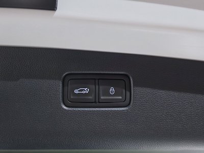 2023 Genesis GV70 — миниатюра 24
