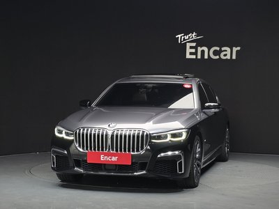 BMW 7 SERIES - 2