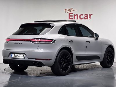 2020 Porsche MACAN — фото 3
