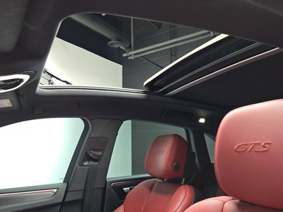 2020 Porsche MACAN — миниатюра 17