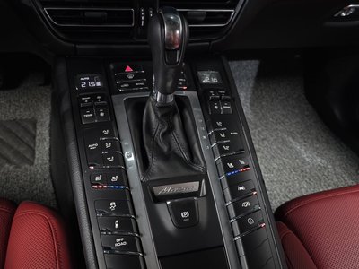 2020 Porsche MACAN — фото 9