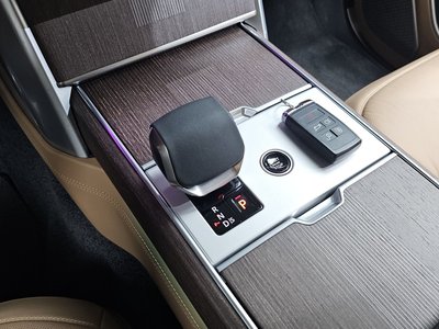 2025 LAND Rover RANGE ROVER 缩略图 13