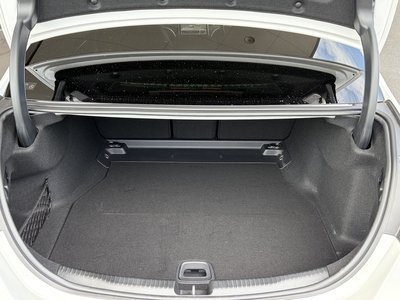 2024 Mercedes-BENZ C-CLASS 缩略图 32