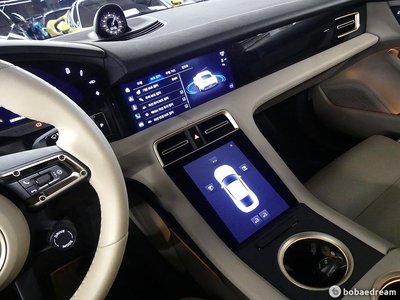 2023 Porsche TAYCAN — миниатюра 12
