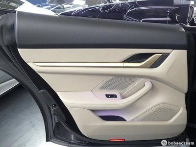 2023 Porsche TAYCAN — миниатюра 17