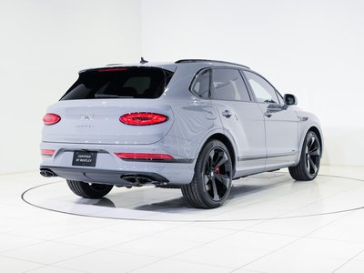 BENTLEY BENTAYGA - 4