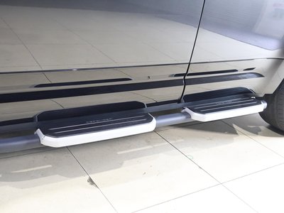 2023 LAND Rover DEFENDER thumbnail 13