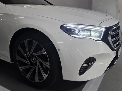 MERCEDES-BENZ E-CLASS - 6