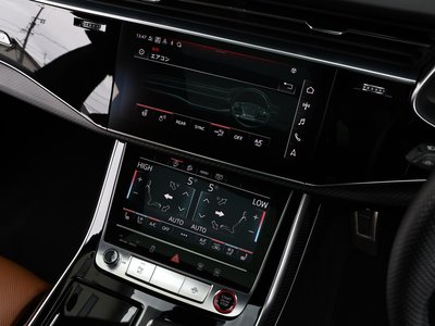 2021 AUDI RS Q8 — фото 69
