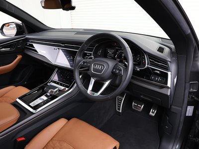 2021 AUDI RS Q8 — фото 3