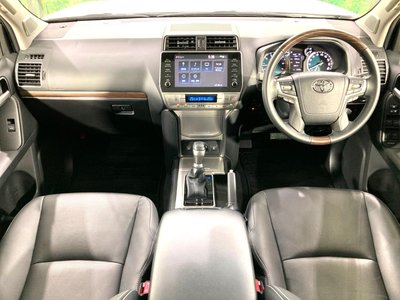 TOYOTA LAND CRUISER PRADO - 2