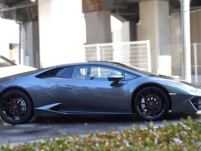 LAMBORGHINI HURACAN - 4