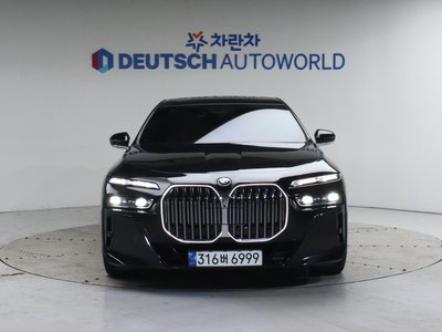 BMW 7 SERIES - 2