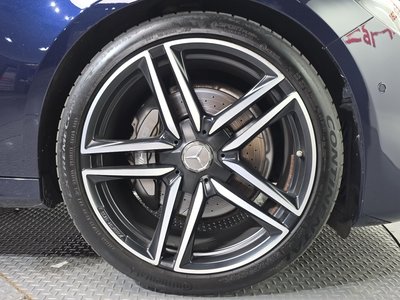 MERCEDES-BENZ E-CLASS - 6