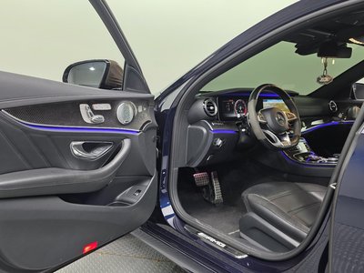 MERCEDES-BENZ E-CLASS - 10
