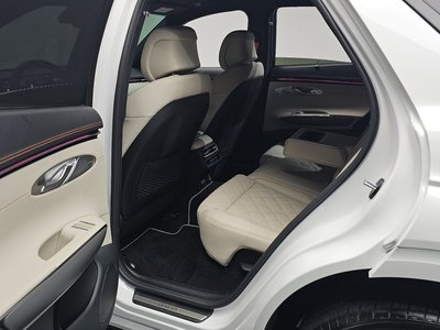 2026 Genesis GV70 缩略图 17