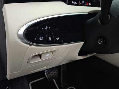 2026 Genesis GV70 缩略图 23