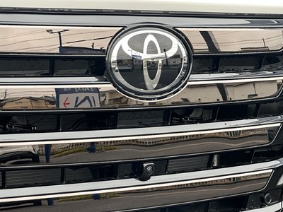 TOYOTA VELLFIRE - 9