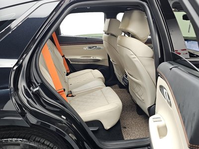 صورة مصغرة 12 لـ 2024 Genesis GV70