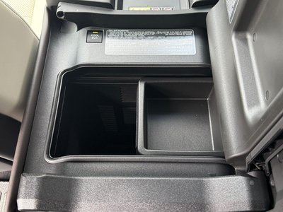 صورة مصغرة 41 لـ 2024 Lexus LX