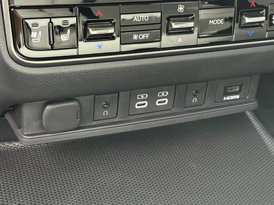 صورة مصغرة 57 لـ 2024 Lexus LX