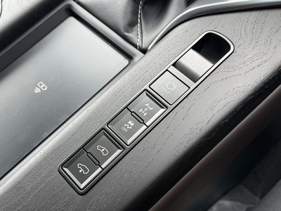 صورة مصغرة 37 لـ 2024 Lexus LX
