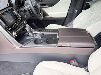 صورة مصغرة 39 لـ 2024 Lexus LX