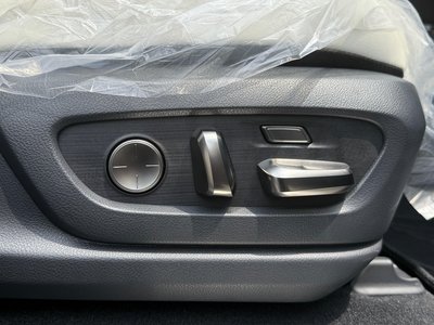 صورة مصغرة 50 لـ 2024 Lexus LX