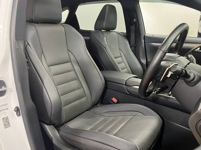 صورة مصغرة 34 لـ 2021 Lexus RX