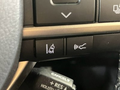 صورة مصغرة 44 لـ 2021 Lexus RX