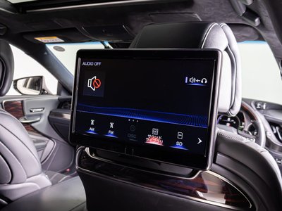 صورة 4 لـ 2017 Lexus LS
