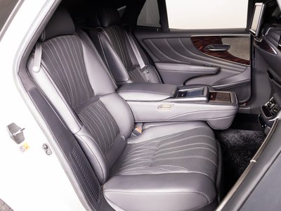 صورة مصغرة 42 لـ 2017 Lexus LS