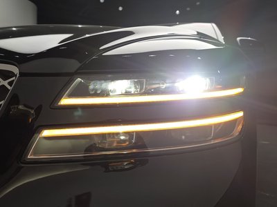 GENESIS G80 (RG3) - 9