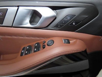 2024 BMW X5 thumbnail 13