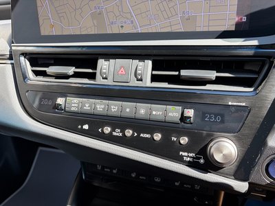 2021 Lexus ES — миниатюра 40