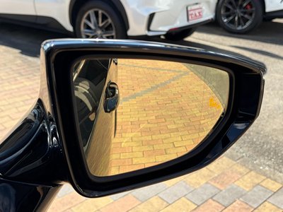 2021 Lexus ES — миниатюра 21