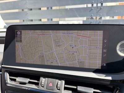 2021 Lexus ES — миниатюра 37