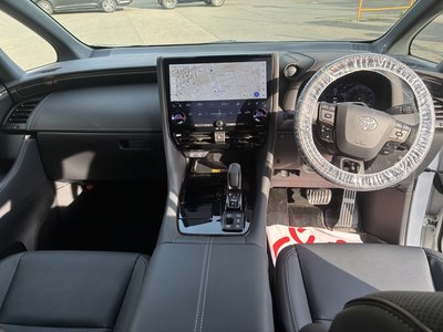 صورة 8 لـ 2025 Toyota ALPHARD