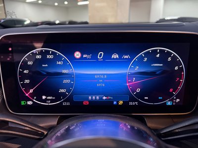 MERCEDES-BENZ GLC - 10